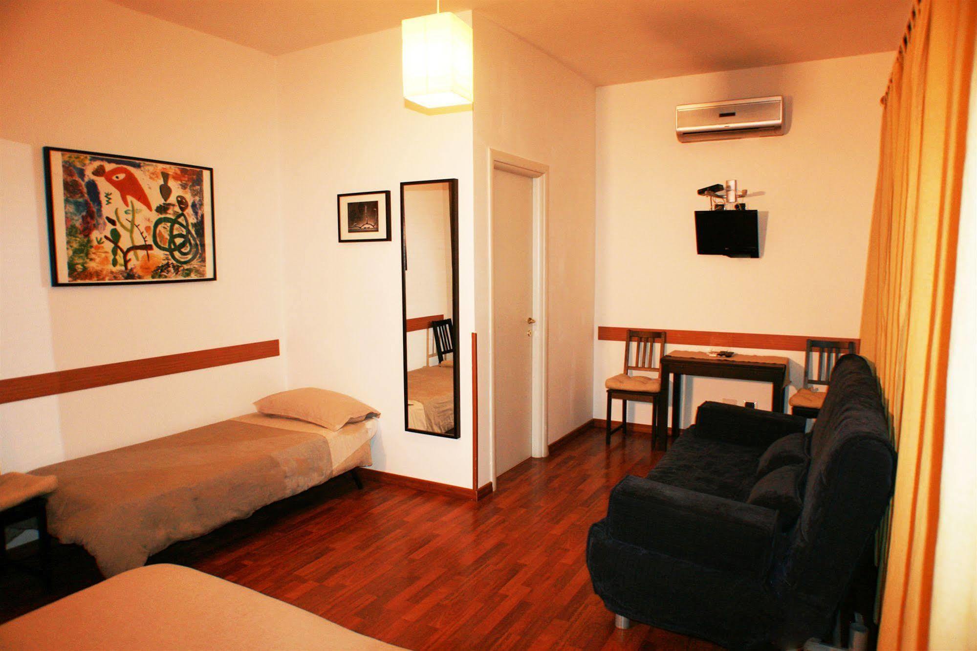 Lt Rooms Рим Екстер'єр фото