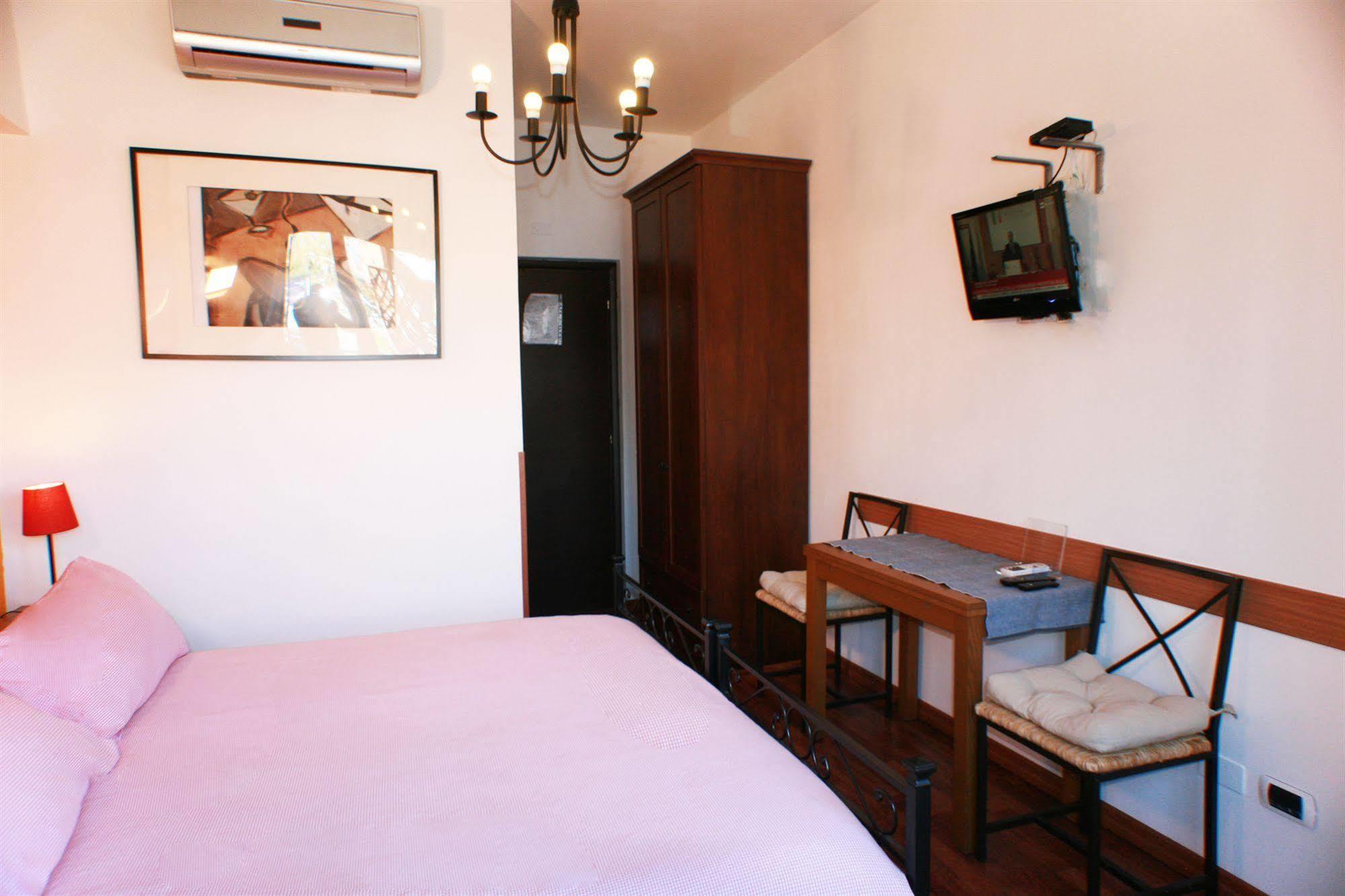 Lt Rooms Рим Екстер'єр фото
